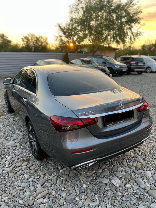 Mercdes E300e 4matic plug in hibrid avariat, AVARIATE