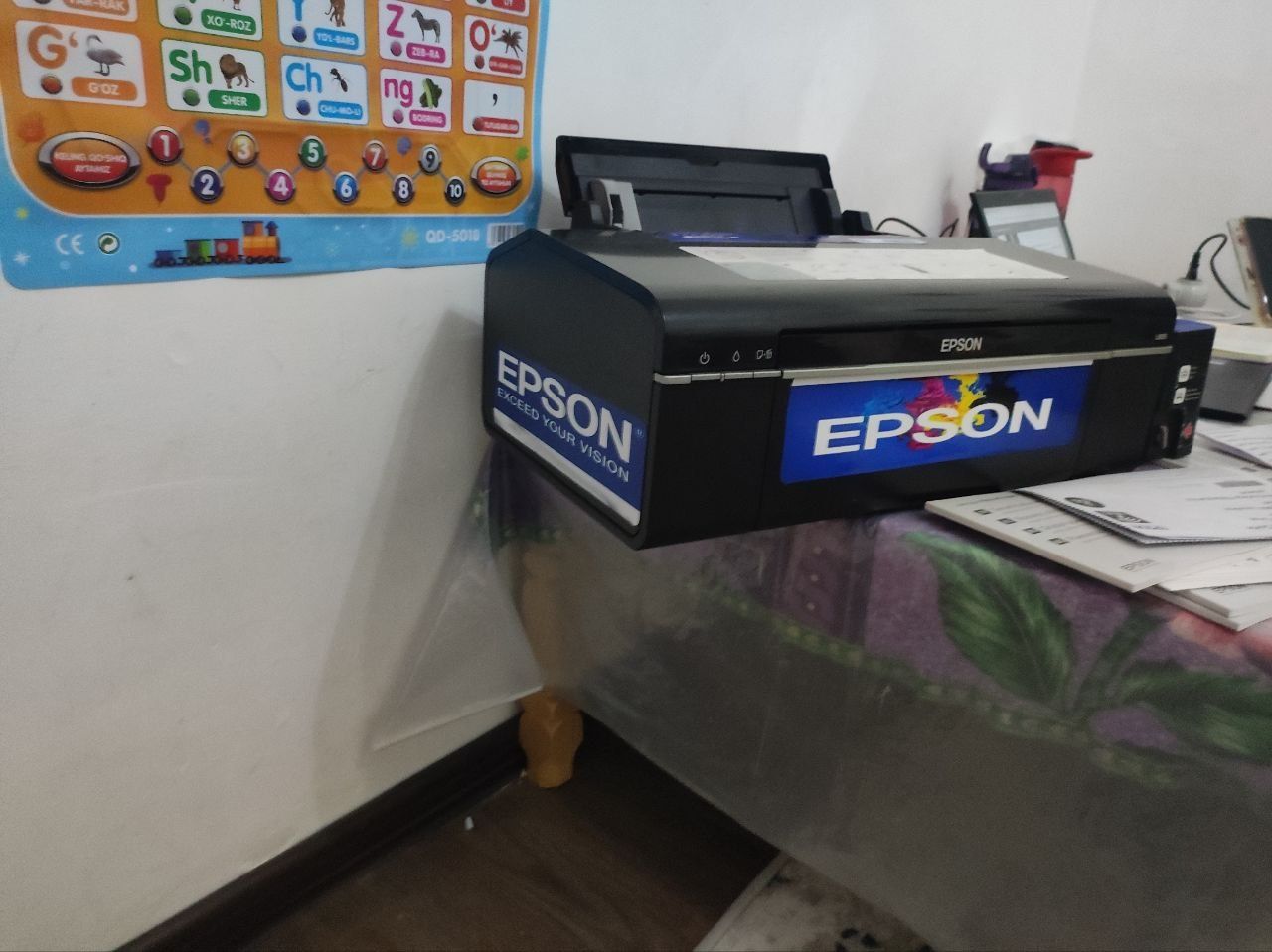 Epson i 800 olti rangli