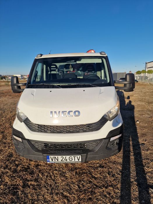Vând iveco daily basculabil cu macara