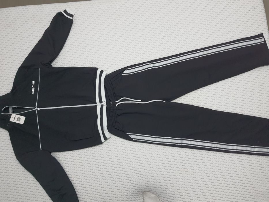 Trening femei Miumiu