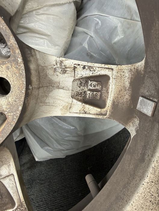 Jante DEZENT R16 5x108 j7 et 40