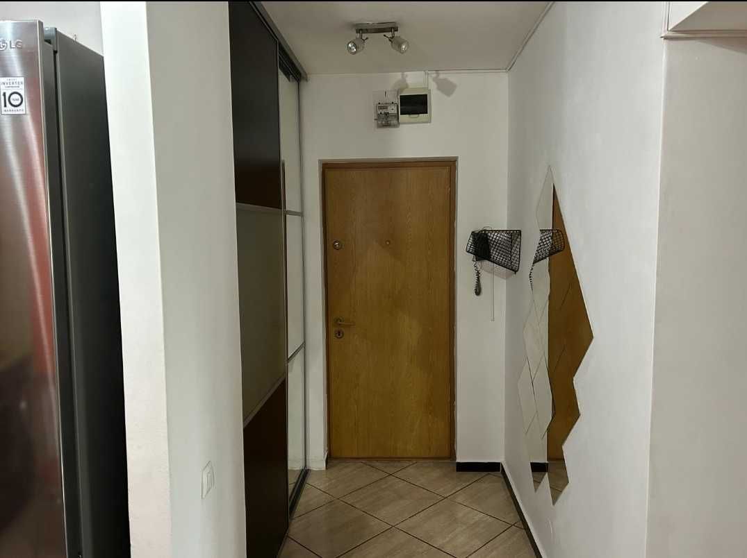 Închiriez Apartament 3 camere Pantelimon