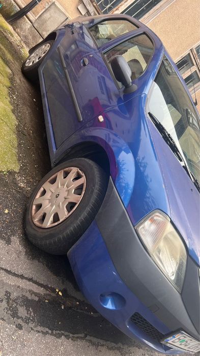Vand Logan 1.4 Benzina