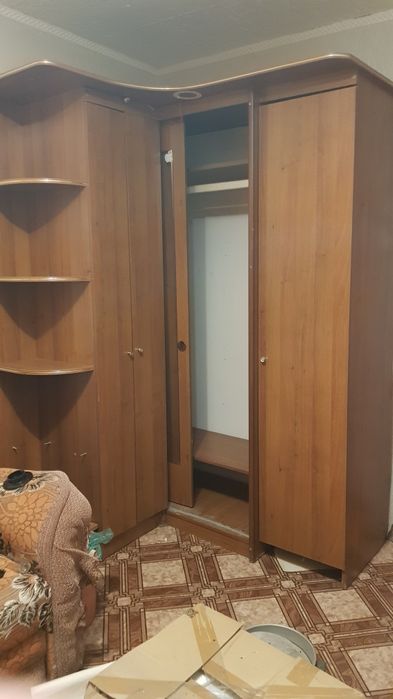 Угловой шкаф купе