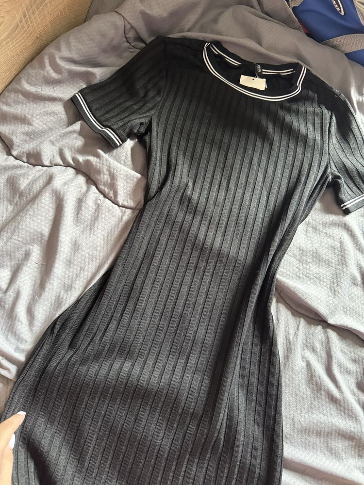 Дамска рокля H&M