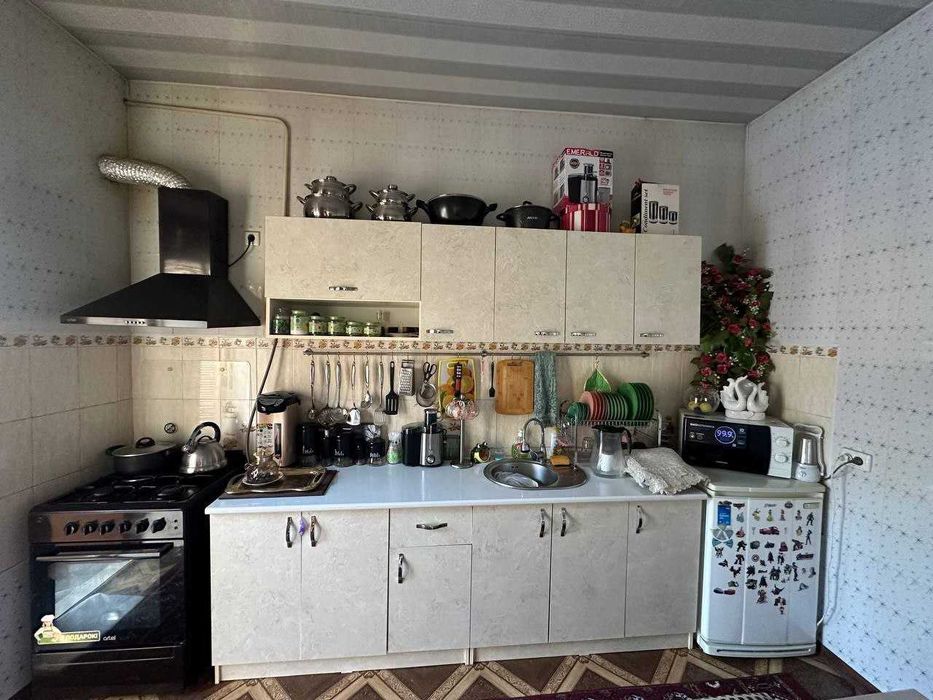 №3643.Уй Сотилади !!!