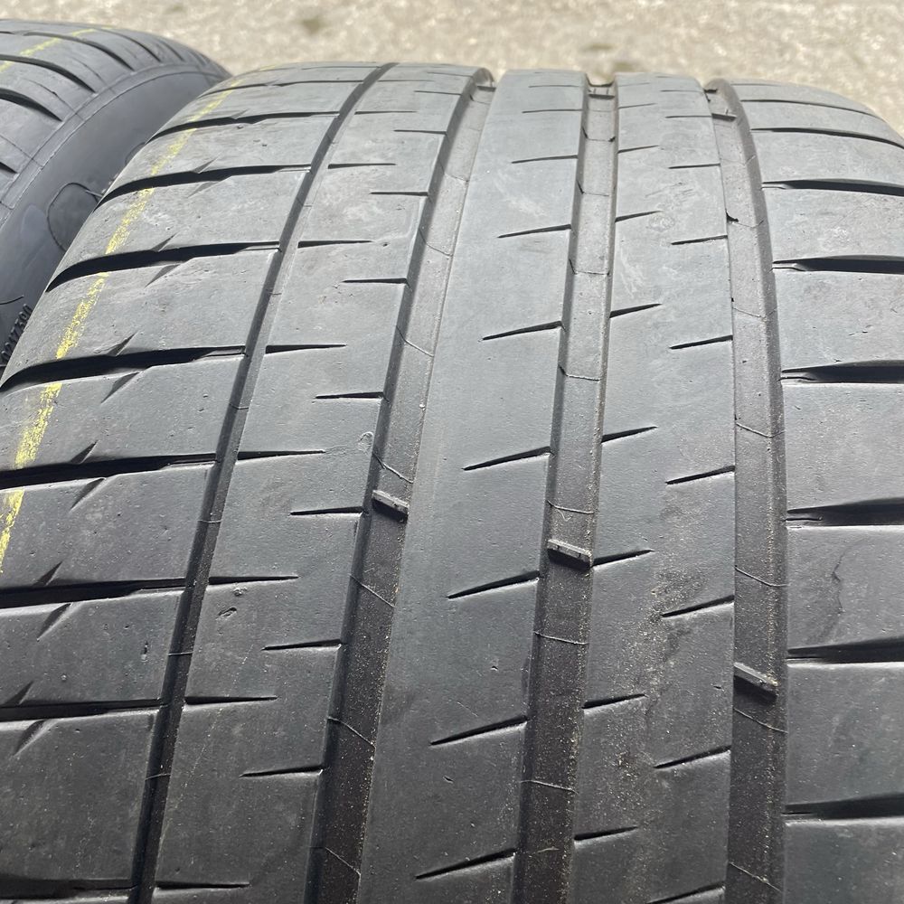 2 anvelope de vara Michelin 285/30/20