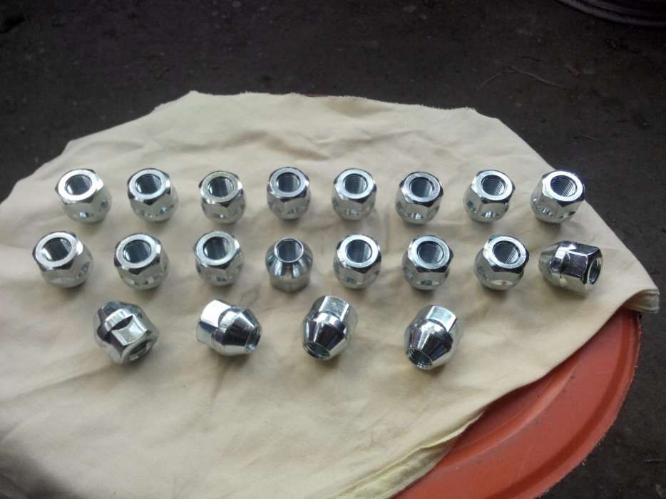 Piulite,prezoane jante aliaj,jante tabla,Ford,Mondeo,Focus,Fiesta,Ka