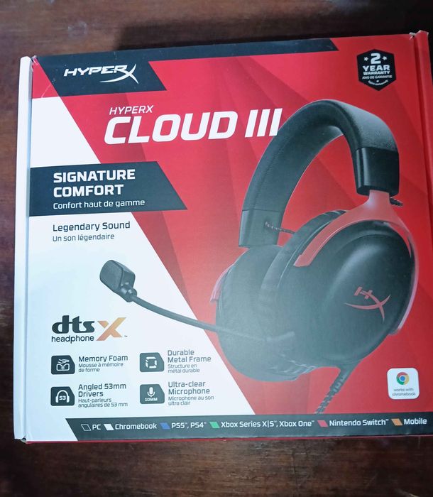 Căști HyperX Cloud III – noi, cu garanție 2-3 ani, nefolosite