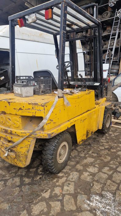 Vand motostivuitor / stivuitor pe motorina functionare normala