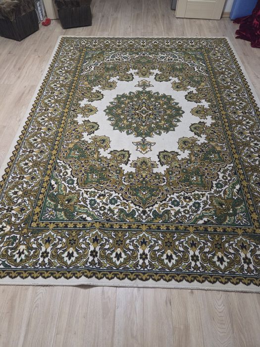 Ковер турецкий в хорошем состоянии 210×290см