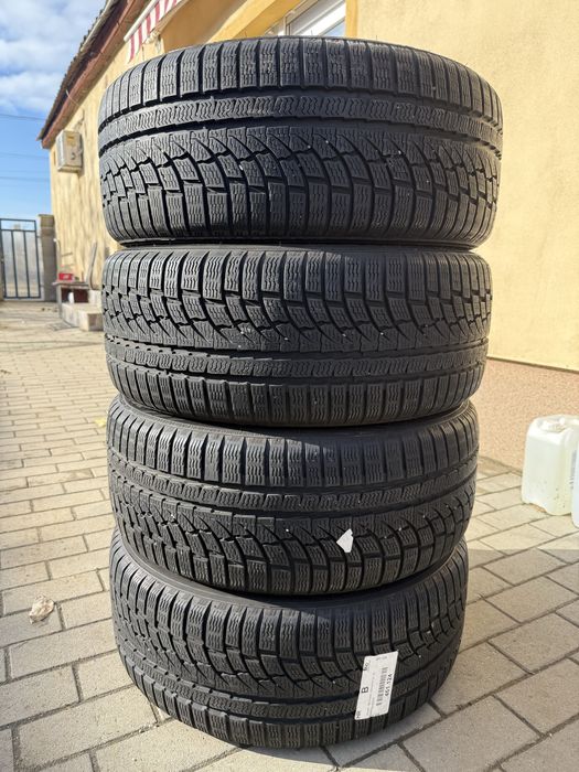 Anvelope 235 45 18 Nokian Iarna