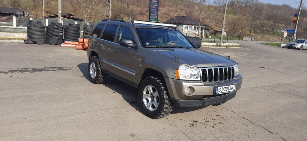 Vând Jeep Grand Cherokee Autoutilitar