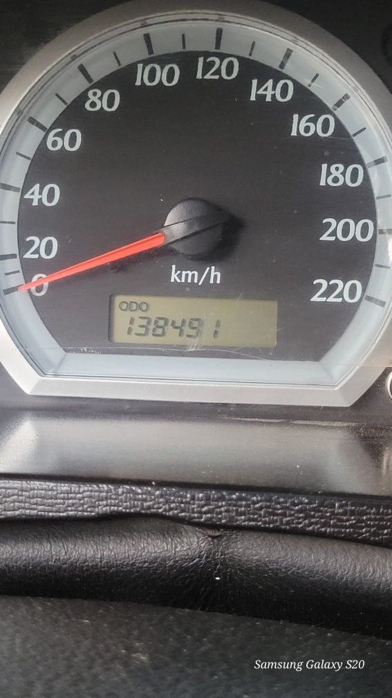 Lasetti Daewoo motor 2 obyom yili 2005 polni radnoy