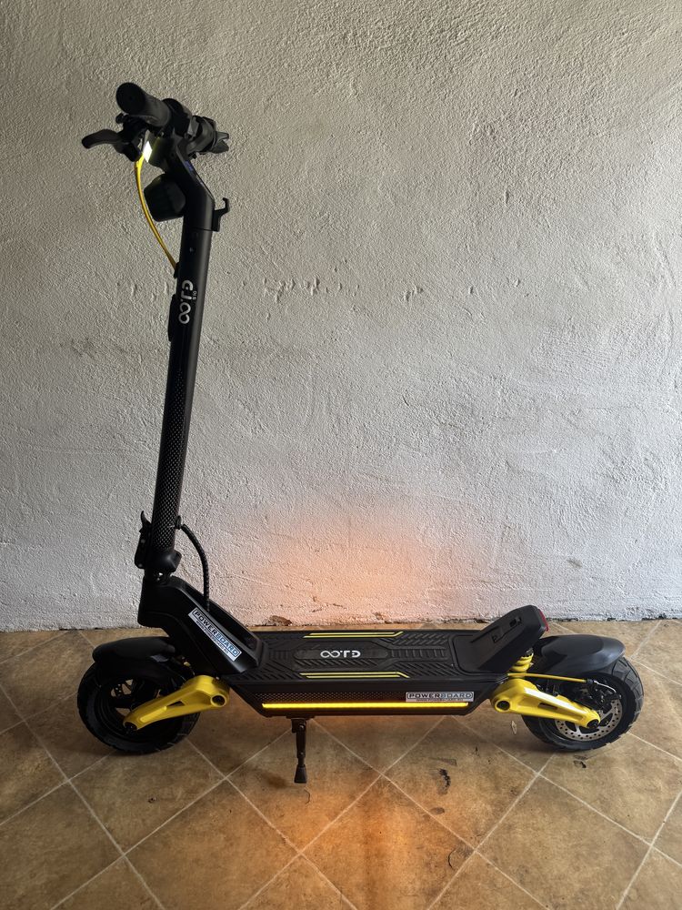 Trotineta electrica S10, 10 inch, 1400W, 55km/h, 48V cu 20Ah