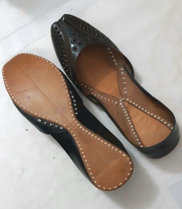 Обувь кожаная Тапочки