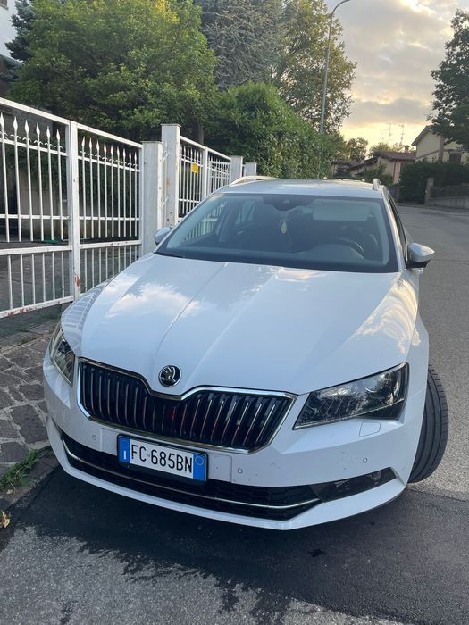 SKODA SUPERB 2016 km 192000