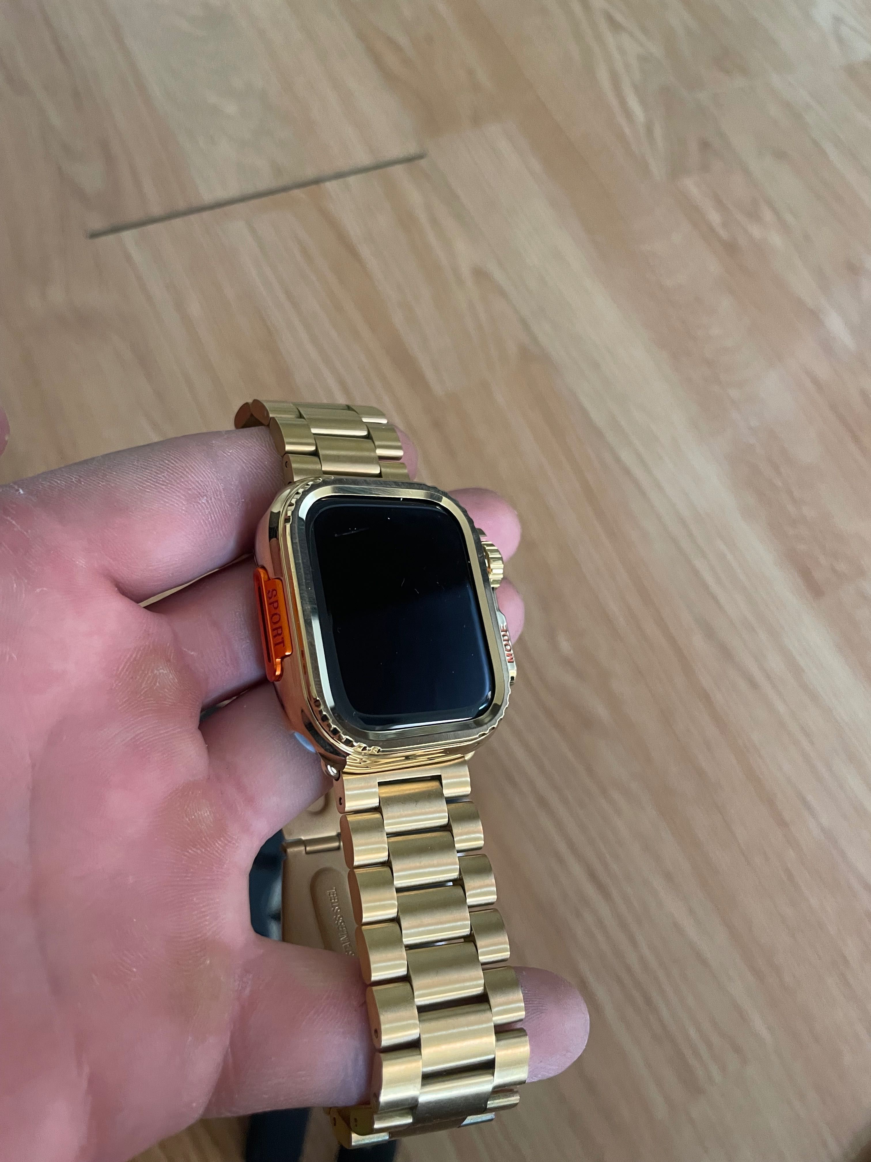 Vând Apple Watch 9 midnight aluminium case 45 mm