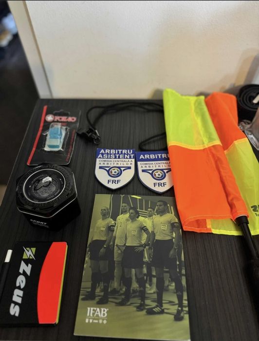 Echipament complet de arbitraj fotbal