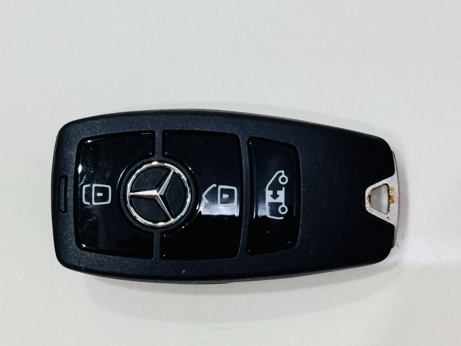 Ключ за Mercedes  Sprinter с платка W907 KeyLees оригинален