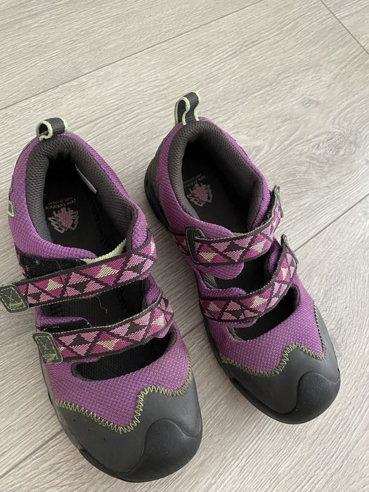 Sandale new balance marime 35 interior 22 cm