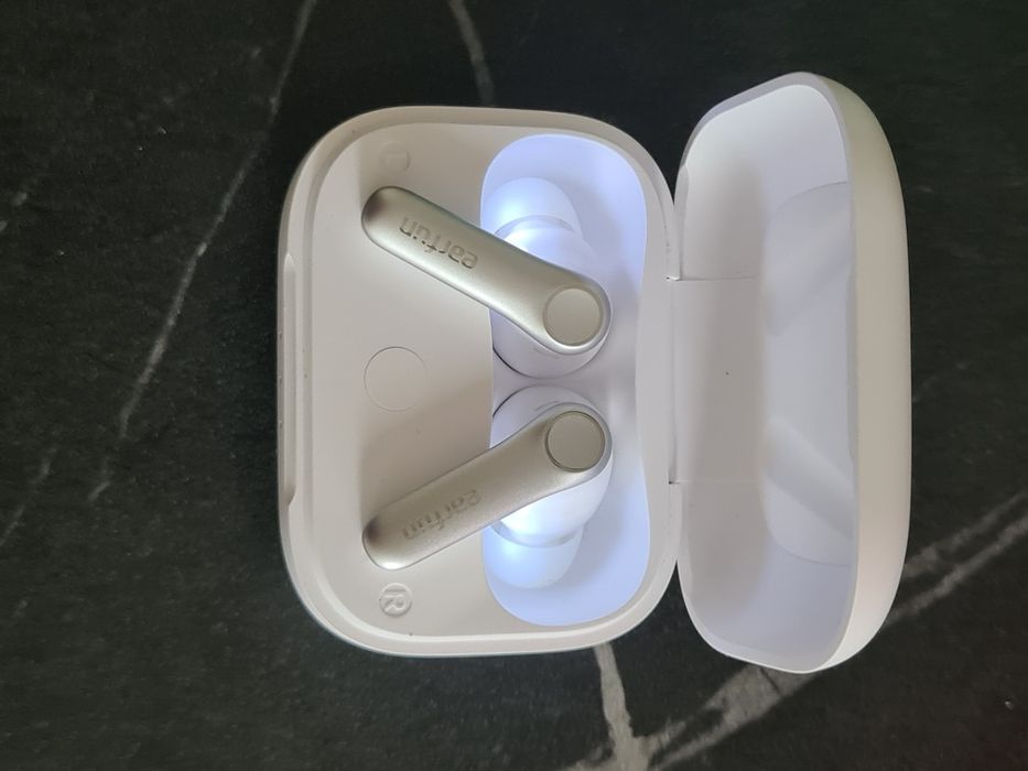 Casti wireless  earfun