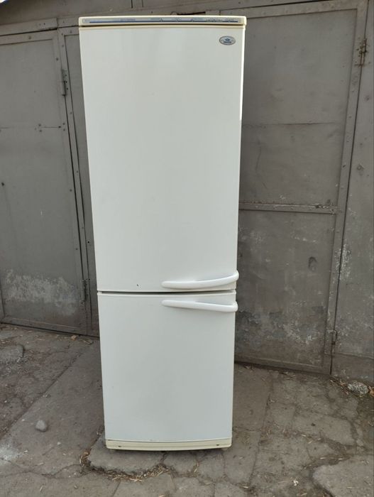 Продаётся холодильник