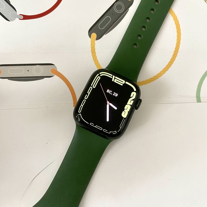 Apple Watch 7, 41 mm, зеленые, б/у