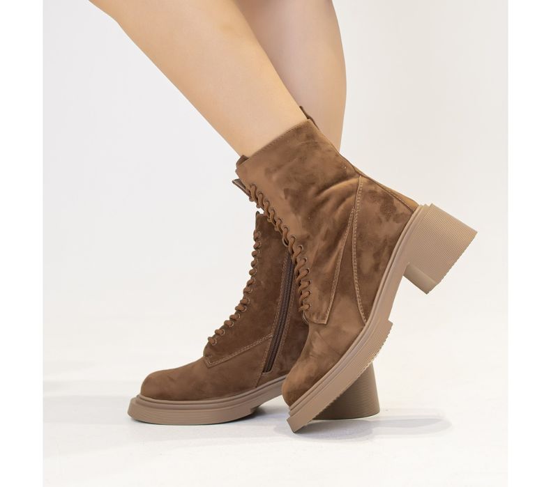 Ботинки зимние женские