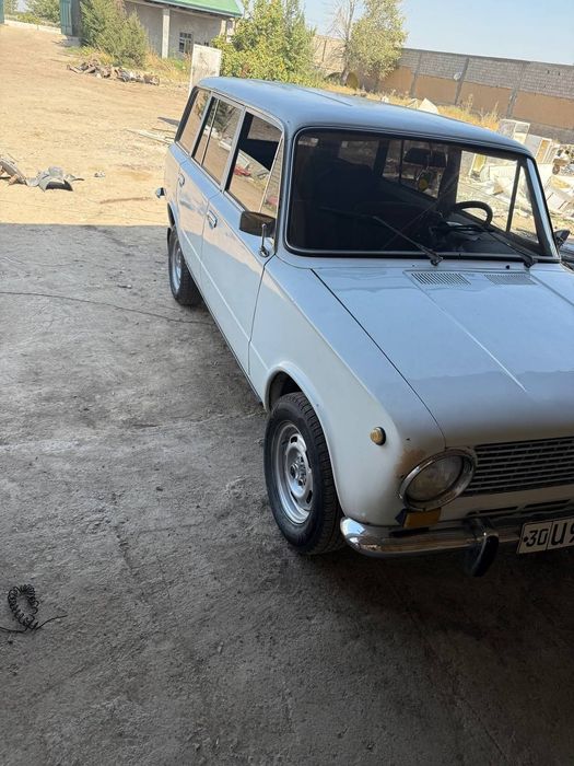 Jiguli 2102 xolati yaxshi