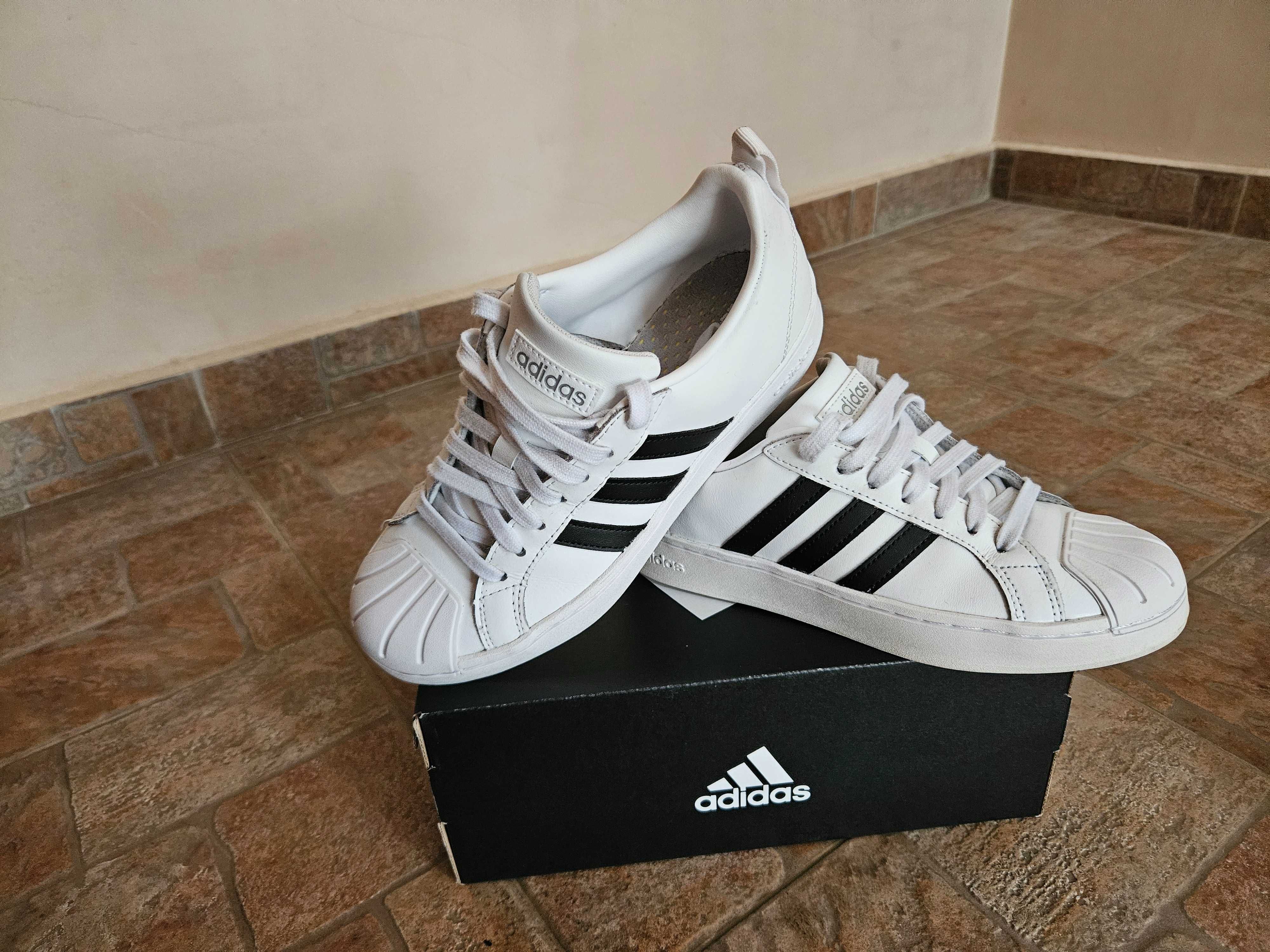 Дамски кецове Adidas ,номер 37 1/3