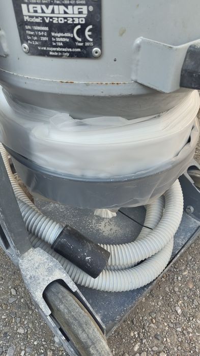 Индустриална прахосмукачка Lavina