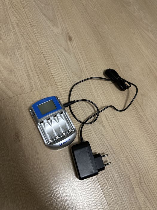 Vand incarcator baterii