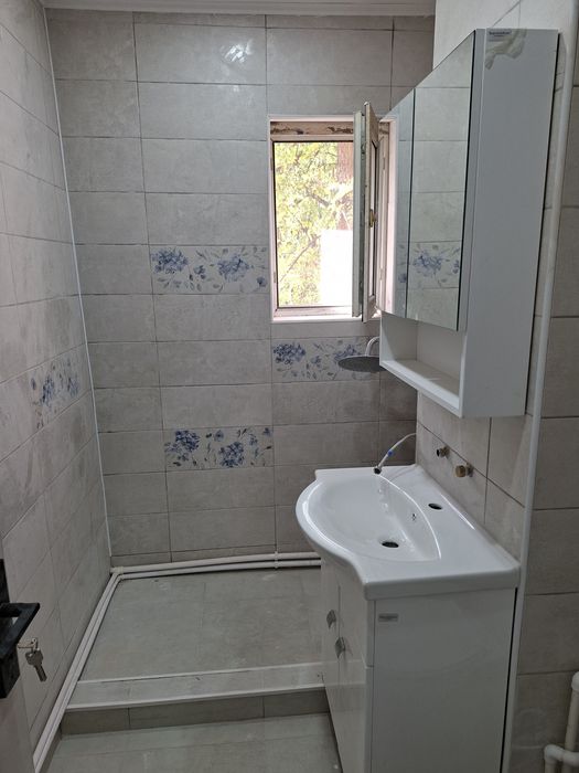 vand apartament 2 camere cofort 1 zona balcescu