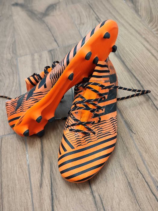 Футболни обувки Adidas Nemeziz