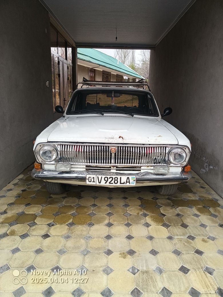 Gaz 2410sotiladi