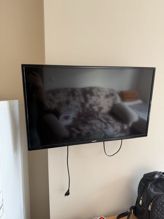 Телевизор Neo 32 инча