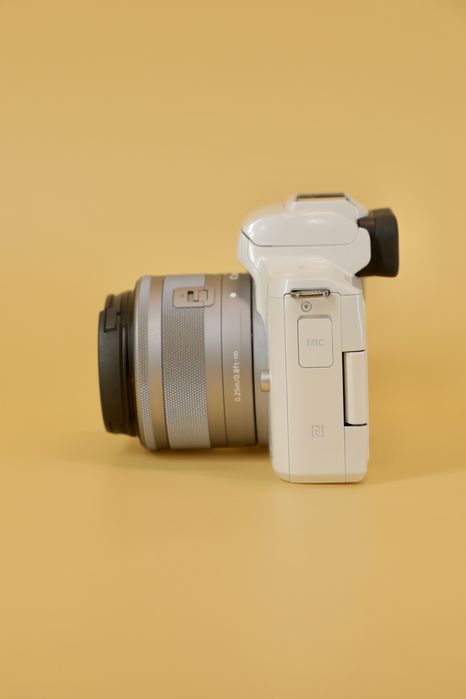 Canon EOS M50 15-45mm white 4K video