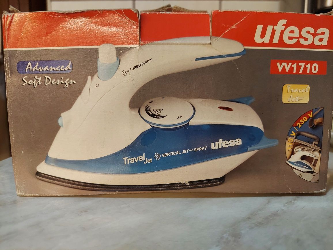 Set de voiaj uscător de par și fier de călcat