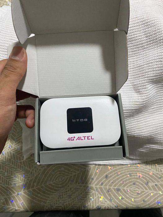 Продам Алтелл вайфай роутер почти новый отдам за 15000тг есть торг