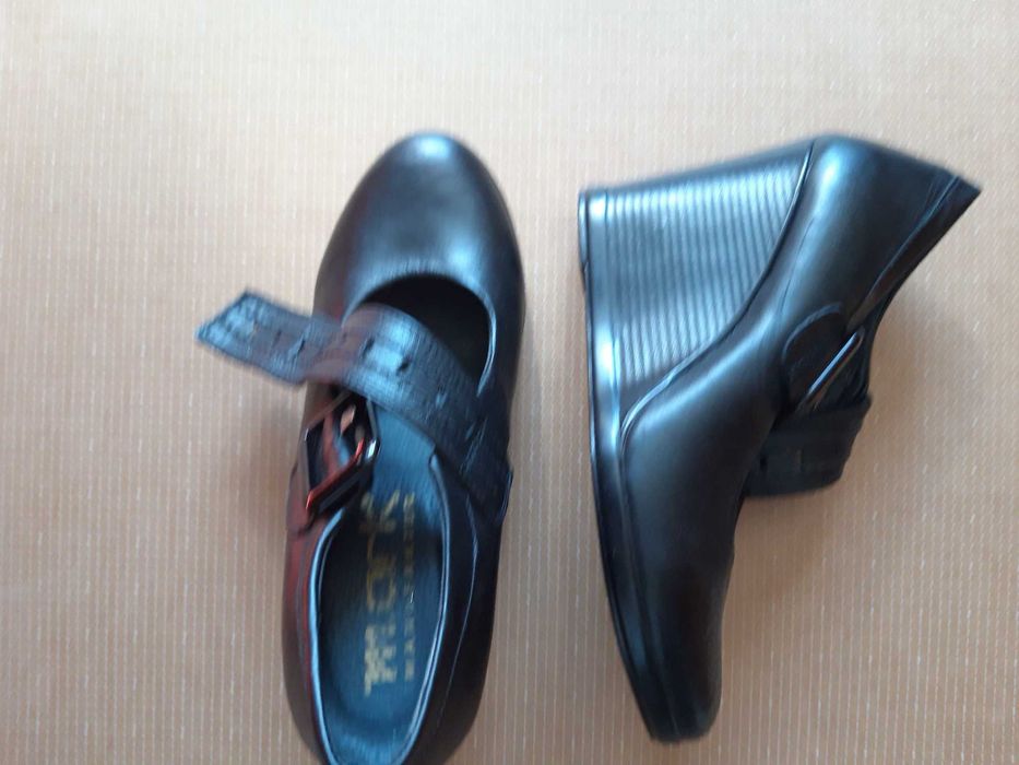 Pereche de pantofi dama