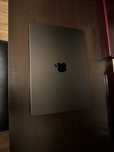 Macbook Pro m4; Space Black