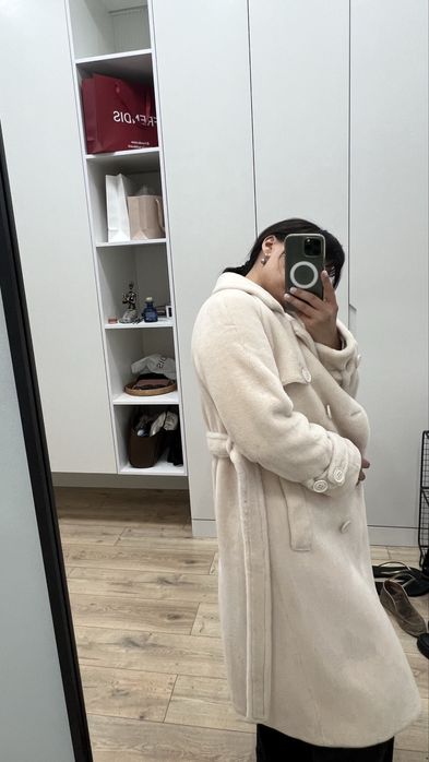 Продается шуба от azure