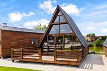 Case moderne modulare, cabane tip A, containere locuibile la cheie