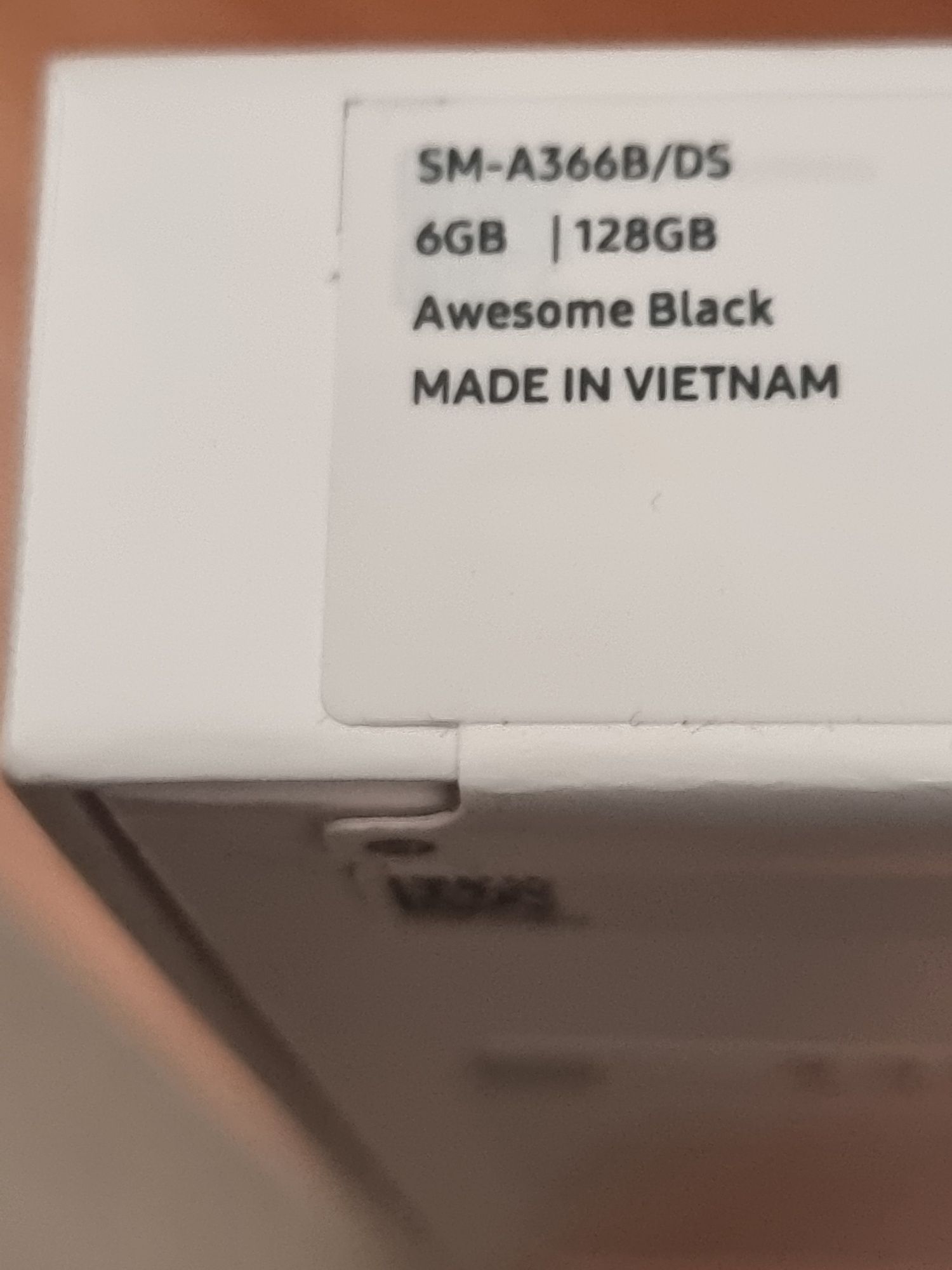 Samsung a365g продавам