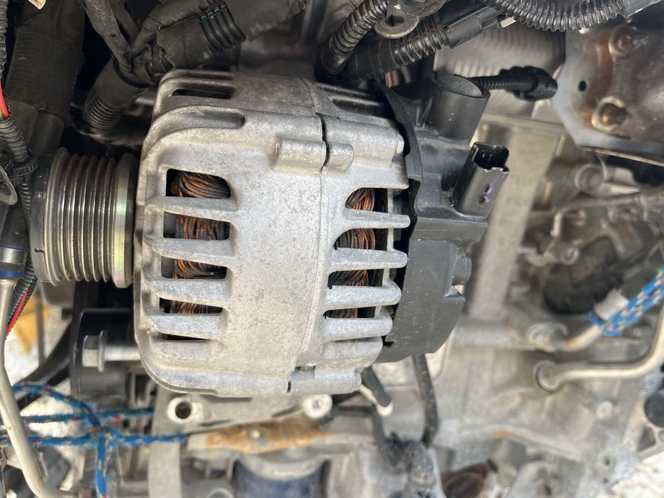 Алтернатор Peugeot 208 1.2 puretech 2020г