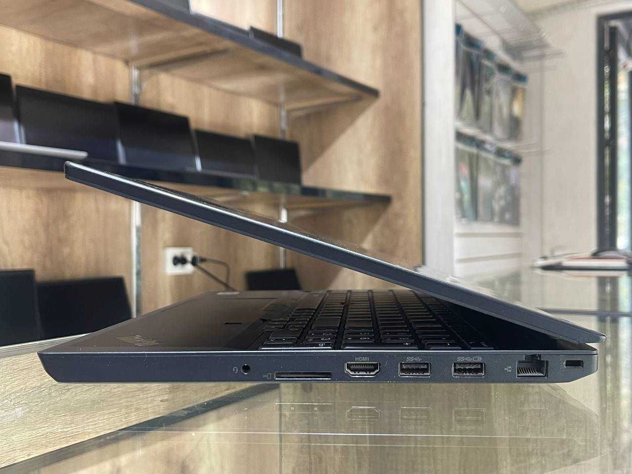 Lenovo ThinkPad P15v Core i7-10750H ram 16 ssd 512 Quadro P620 4gb