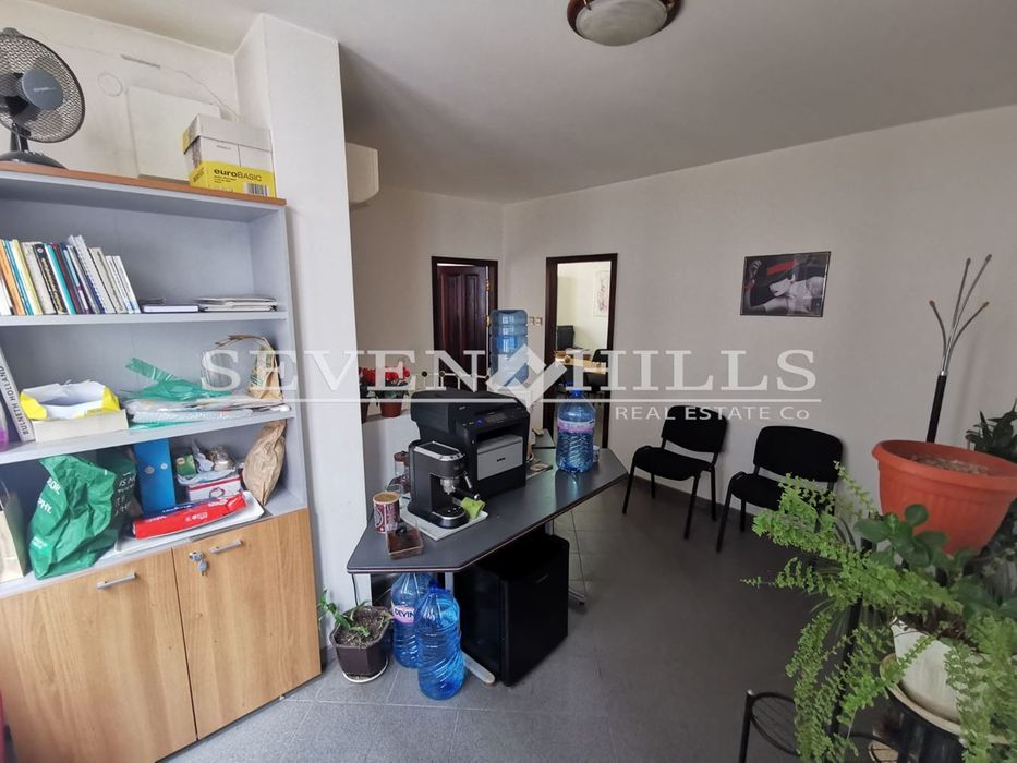 Продава се Офис в Пловдив, Кършияка - 157 кв.м за 1051 €/кв.м - Снимка #3