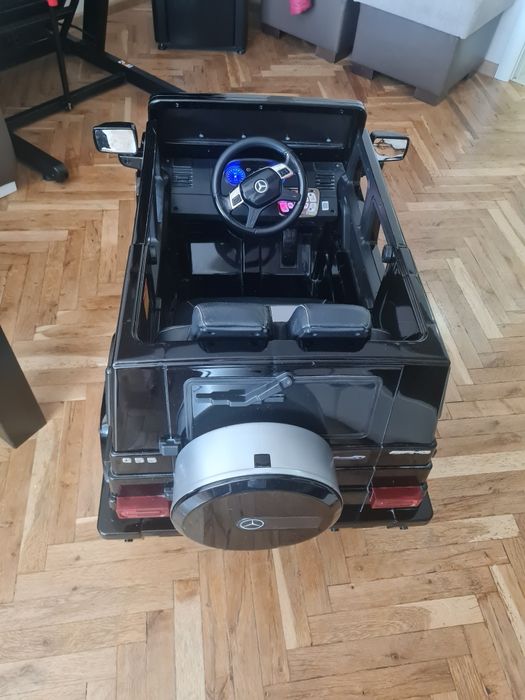 Акумулаторен джип Mercedes Benz