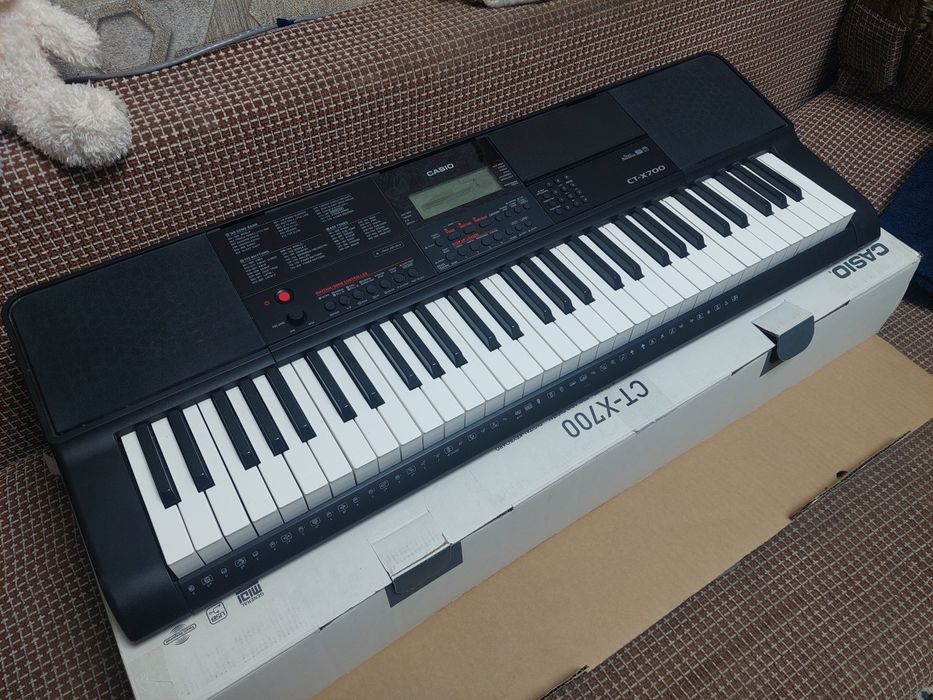 Синтезатор Casio